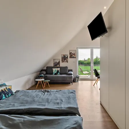 5 Parkside Apartment