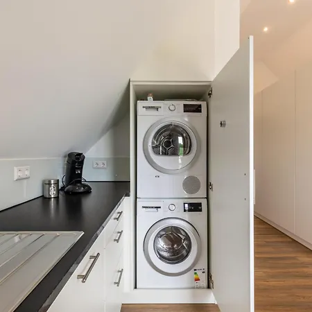 Parkside S5 - 8min Legoland *